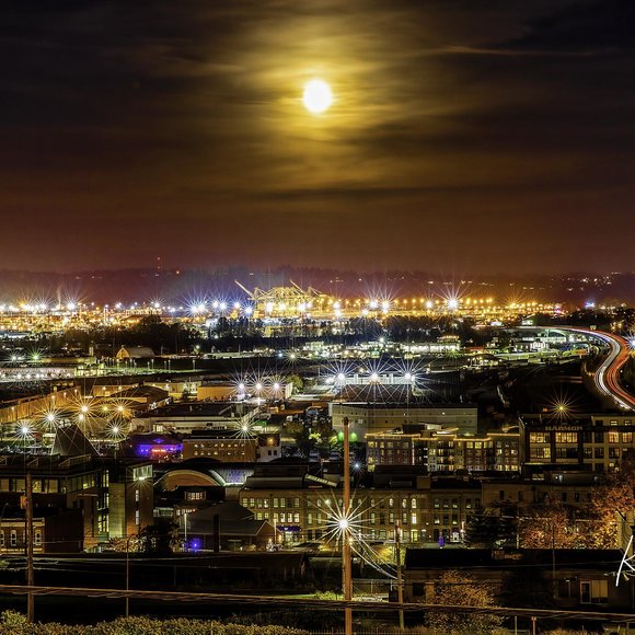 Super Blue Blood Moon over Tacoma, WA