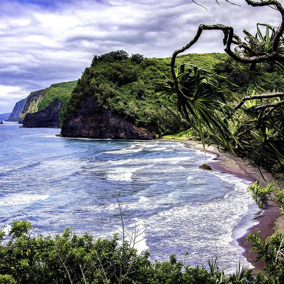 Palolu Valley beach, HI